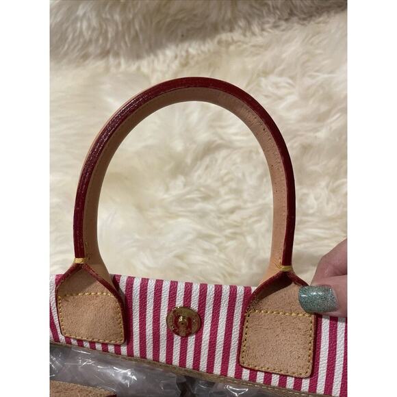 Dooney and Bourke Red and White Candy Stripe Tote Bag / Purse w/ Cross Body Stra - Picture 14 of 16